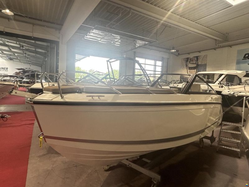 Quicksilver Activ 605 Cruiser