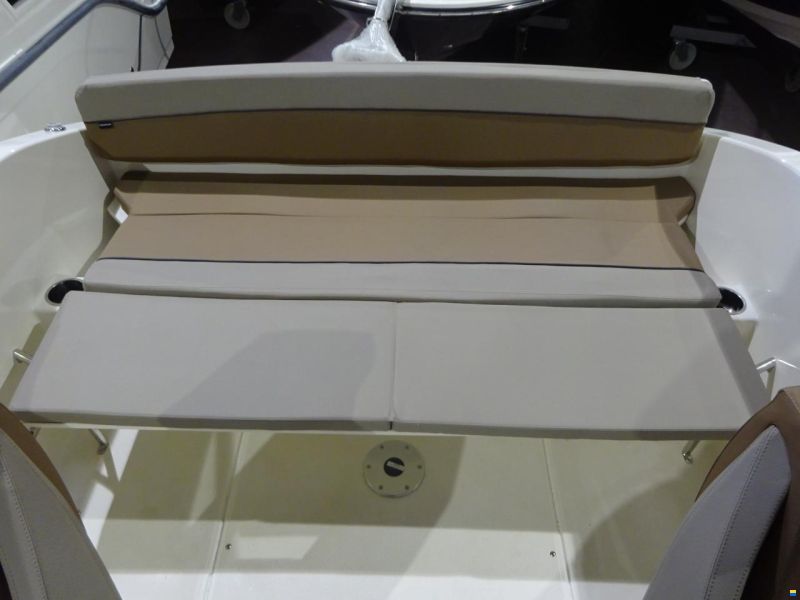 Quicksilver Activ 605 Cruiser