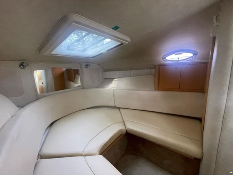 Sea Ray Sundancer 255