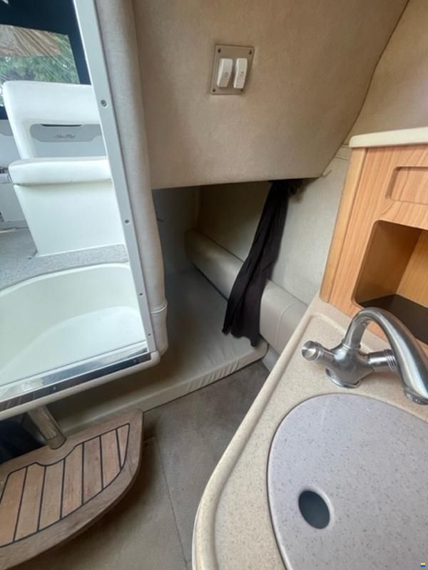 Sea Ray Sundancer 255