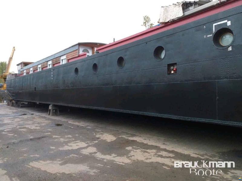DRU BOUCHAIN Peniche 40