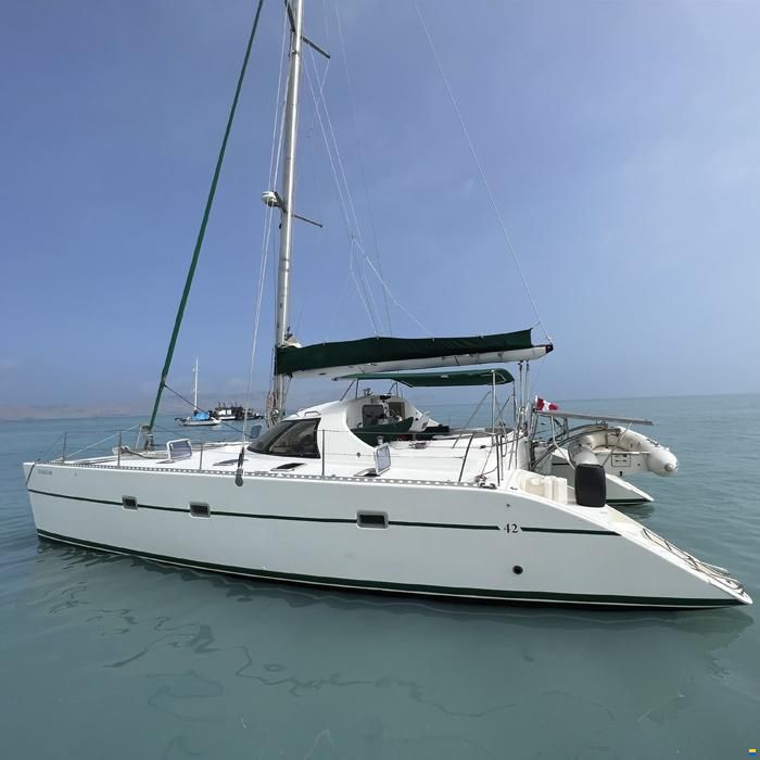 Lagoon 42