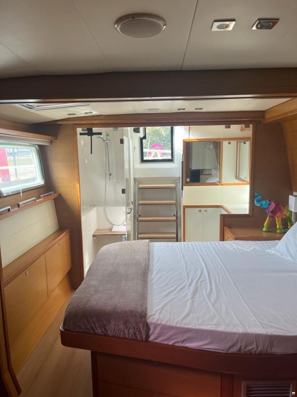 Lagoon 560