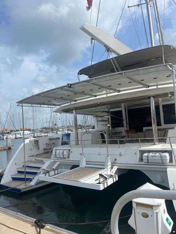 Lagoon 560