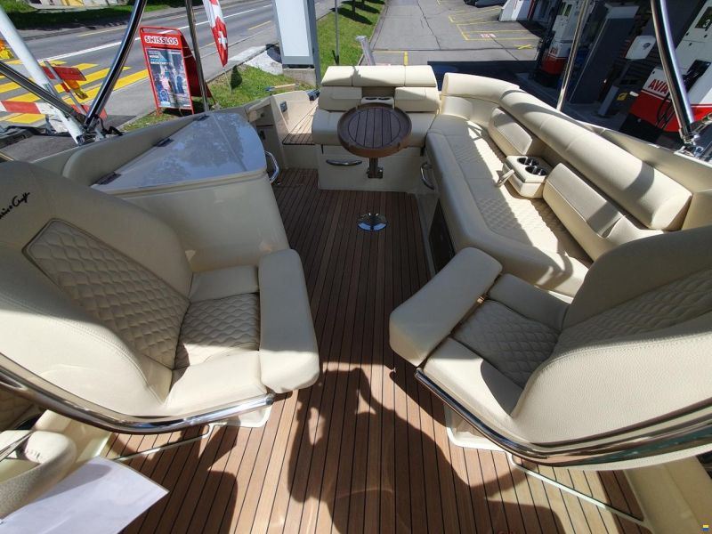 Chris Craft Launch 28 GT