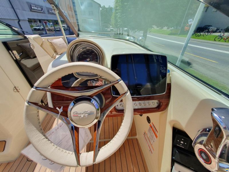 Chris Craft Launch 28 GT