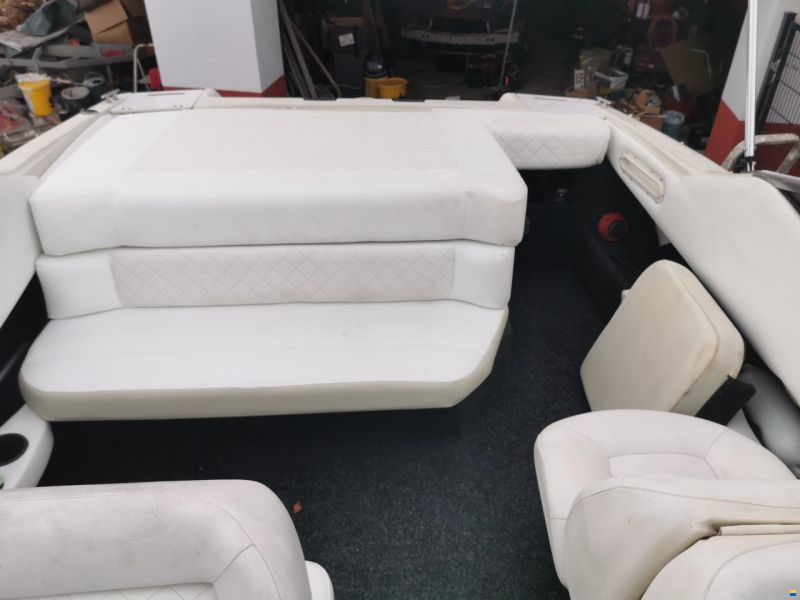 Regal 2100 LSR