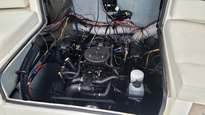 Maxum 2400 SC3