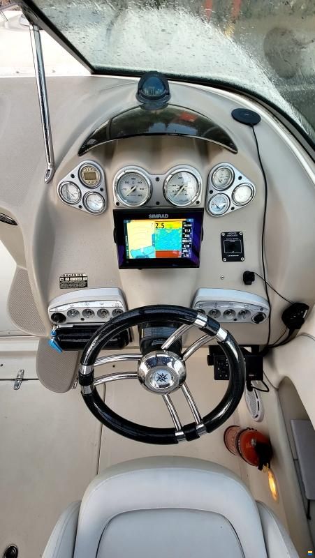 Maxum 2400 SC3