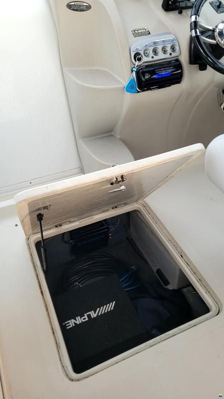 Maxum 2400 SC3
