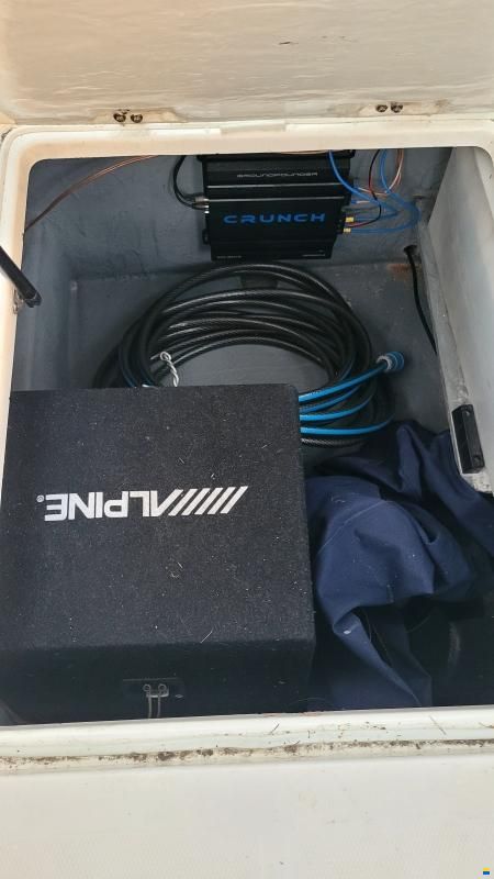 Maxum 2400 SC3