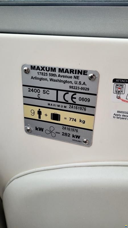 Maxum 2400 SC3