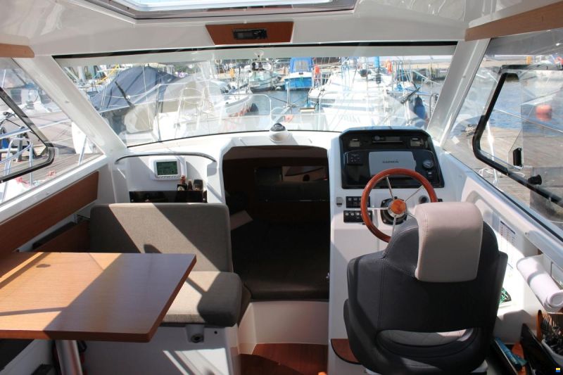 Jeanneau Merry Fisher 755