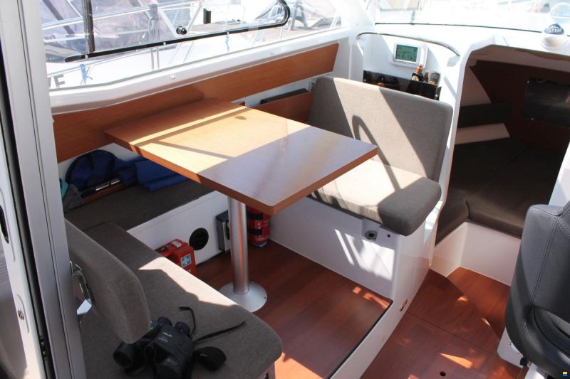 Jeanneau Merry Fisher 755