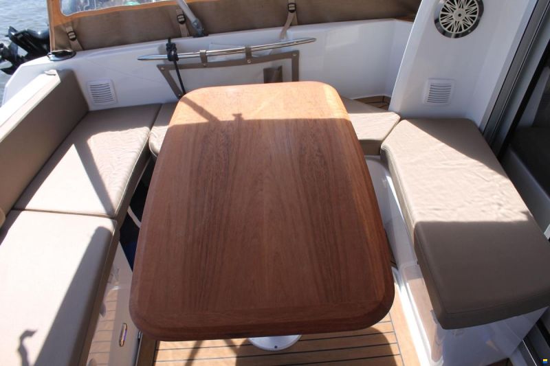 Jeanneau Merry Fisher 755