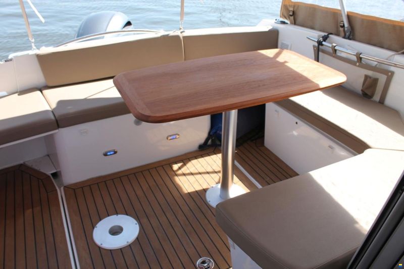 Jeanneau Merry Fisher 755