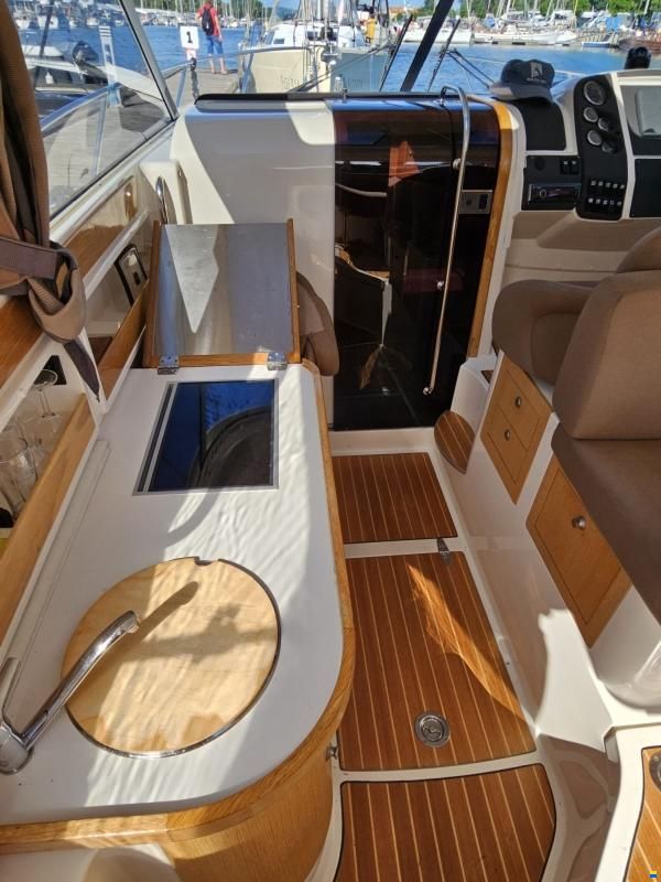 Aquador 26 HT HartTop