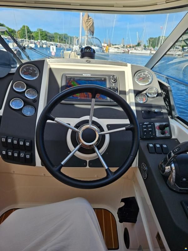 Aquador 26 HT HartTop