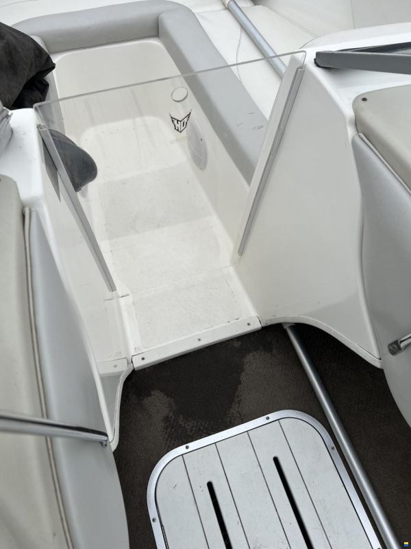 Mariah Bowrider SX 22