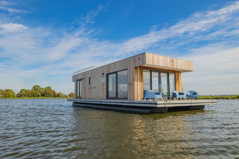 Surla (met Tender) Houseboat 15 Volledig