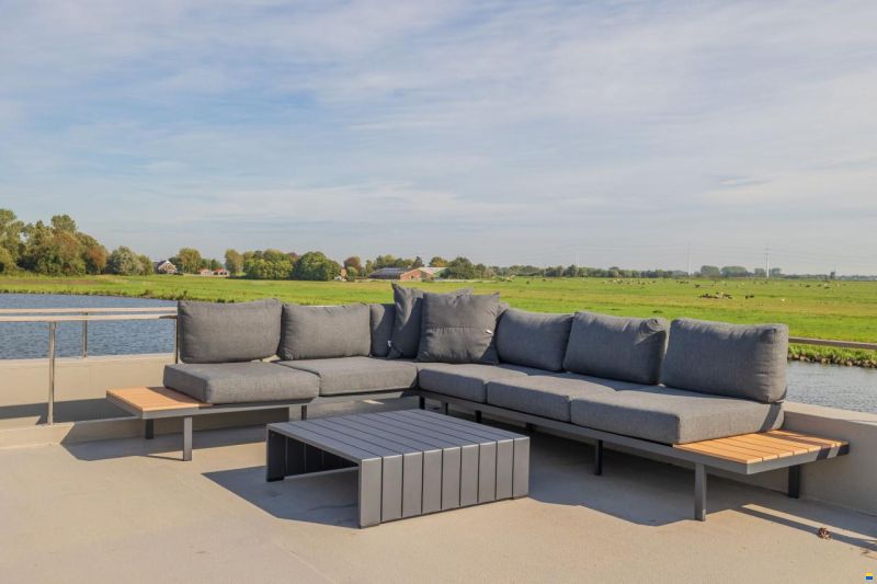 Surla (met Tender) Houseboat 15 Volledig