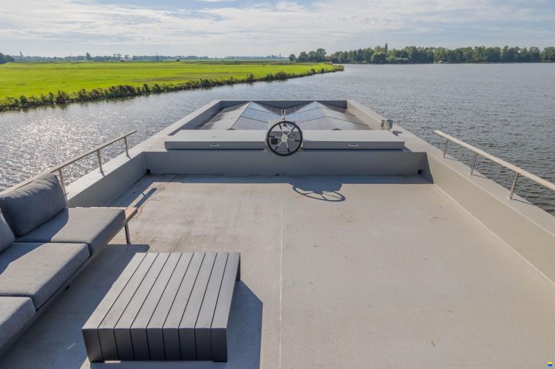 Surla (met Tender) Houseboat 15 Volledig