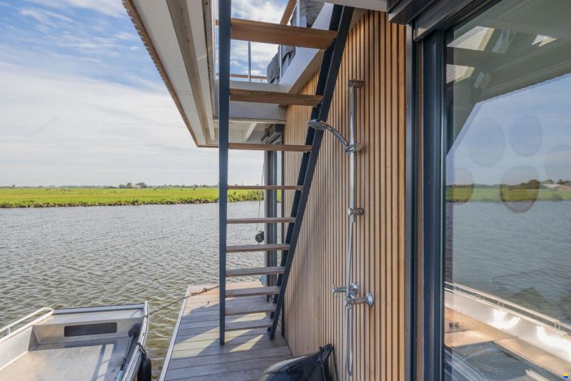 Surla (met Tender) Houseboat 15 Volledig