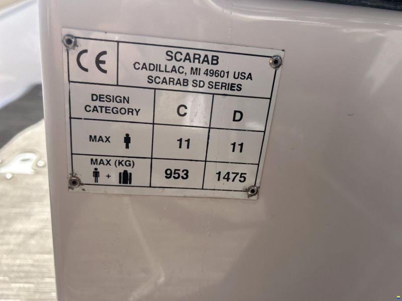 Scarab 255 Platinum