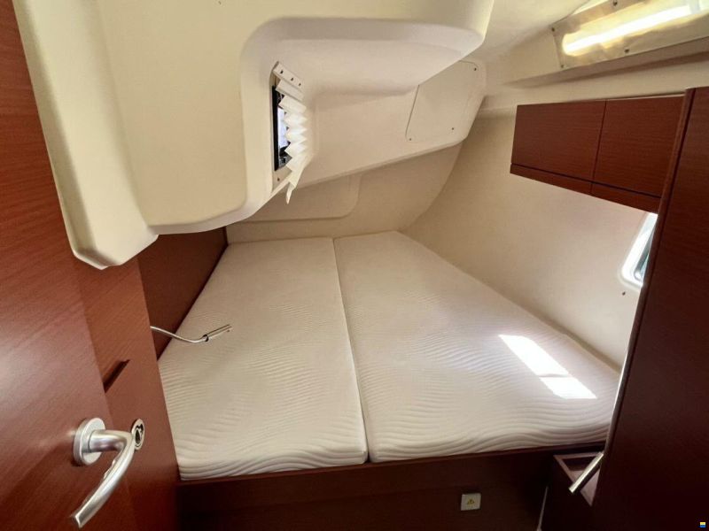 Hanse 418