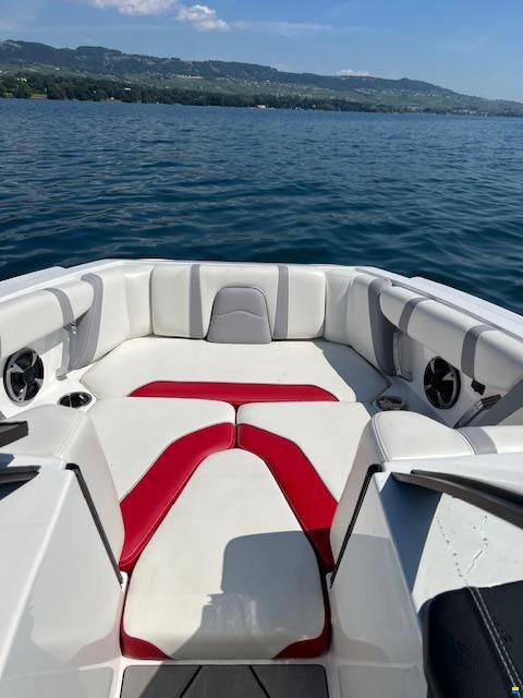 Malibu Wakesetter 21 mlx