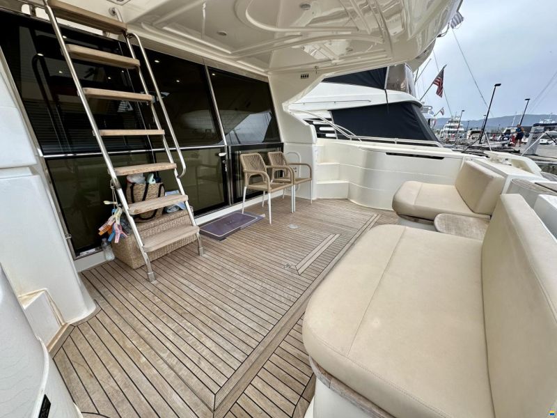 Ferretti 465,000