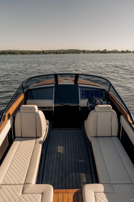 VTS Boats Flying Shark 7.7