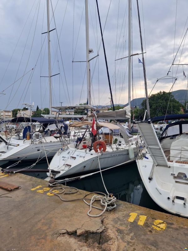 Jeanneau Sunshine 38