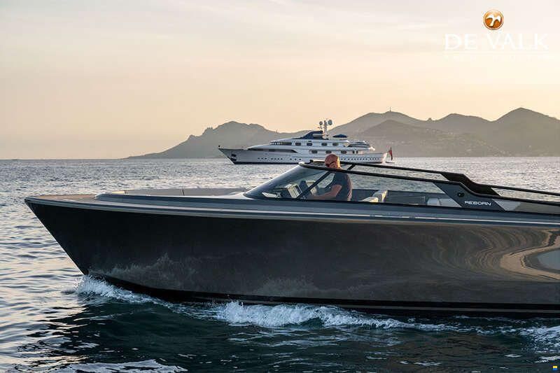 Reborn 38 Bowrider