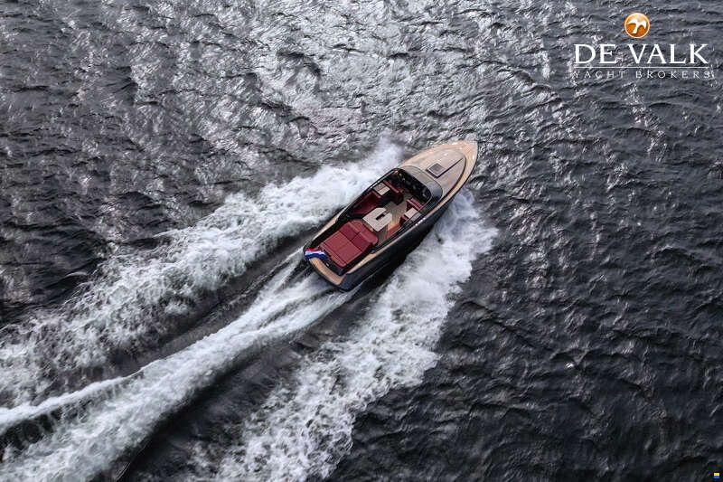 Reborn 38 Cabin