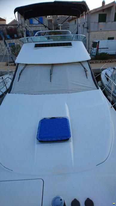 Bayliner 3258 Avanti Cruiser