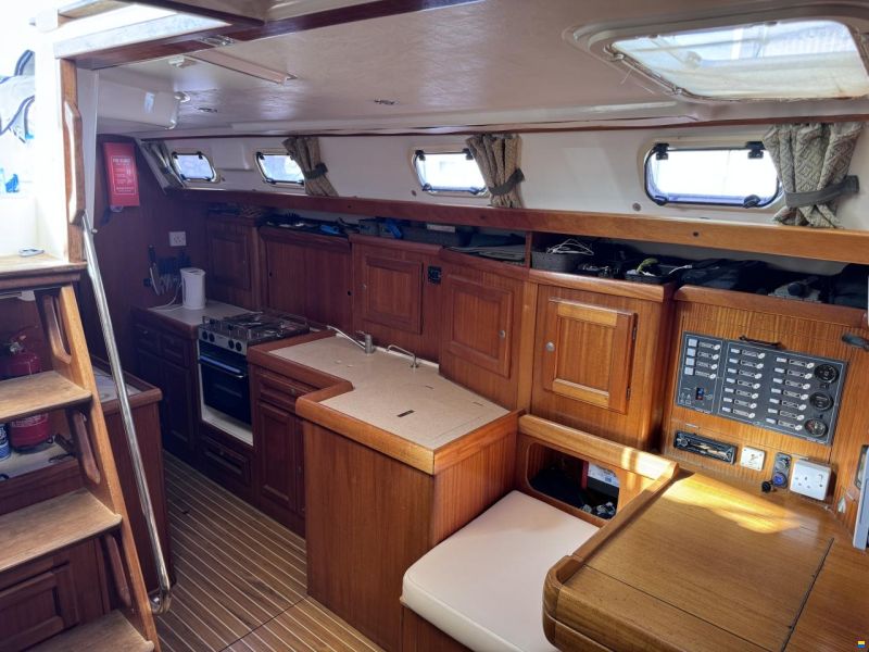 Dufour 43CC