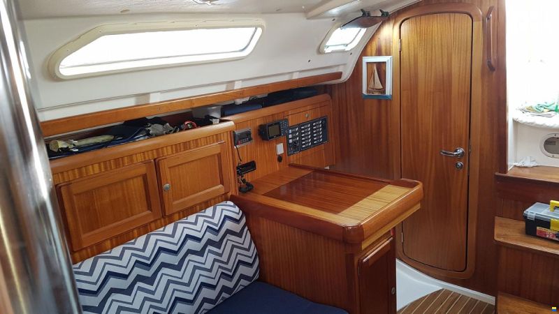 Dufour 32 Classic