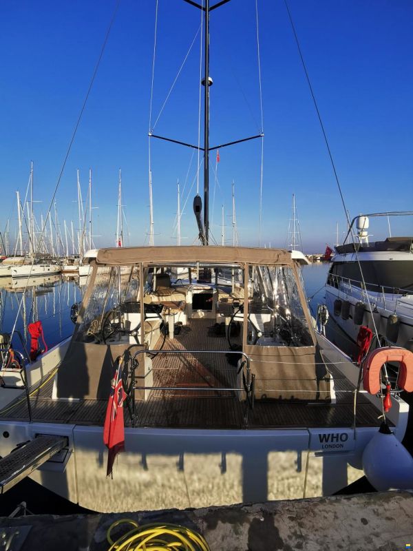 Beneteau Oceanis 60