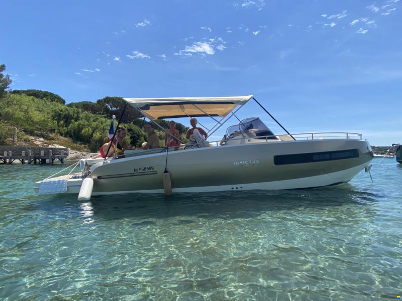 Invictus 280GT