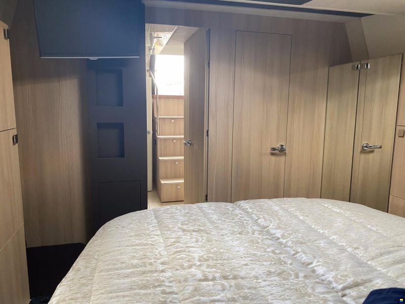 Cranchi M 44HT - CAMON