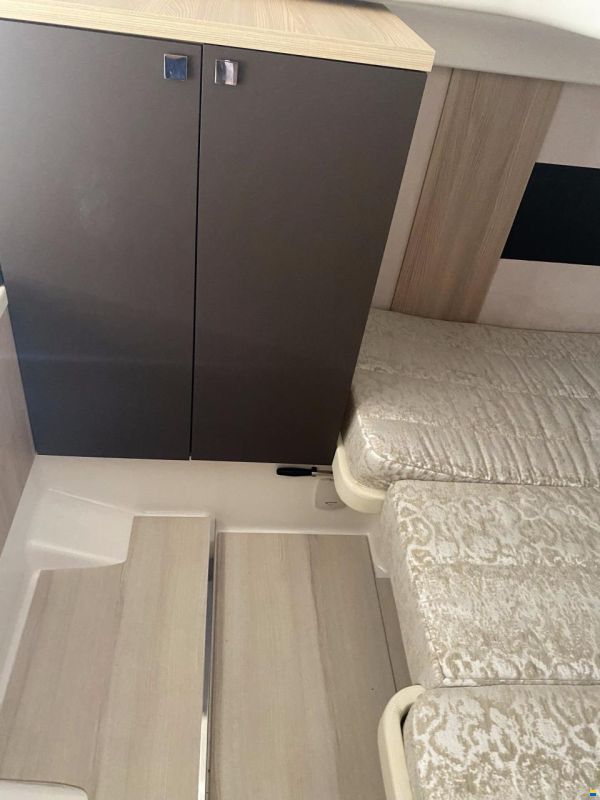 Cranchi M 44HT - CAMON