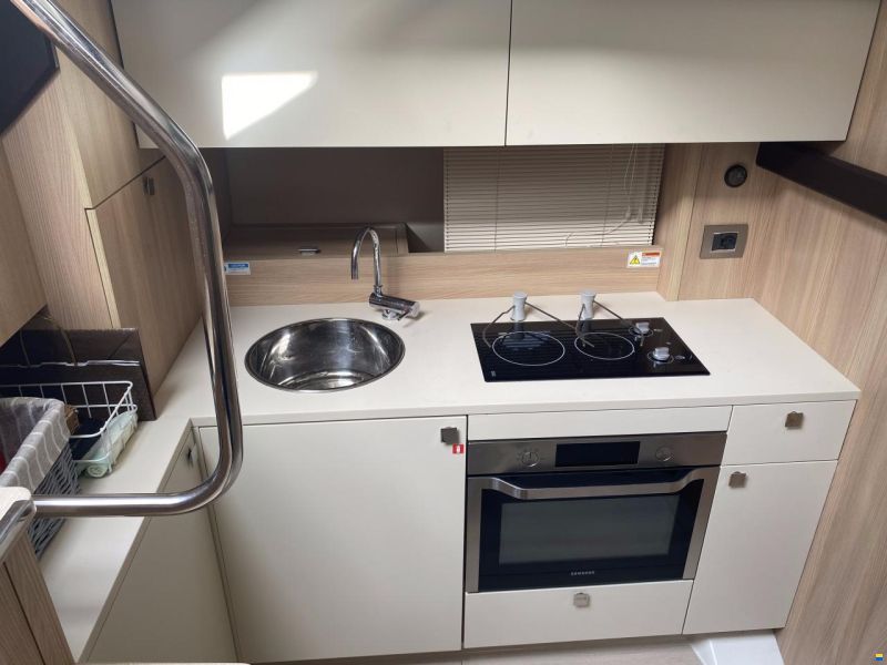 Cranchi M 44HT - CAMON