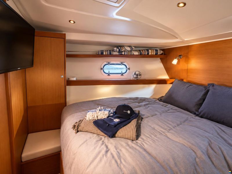 Bavaria Sport 38