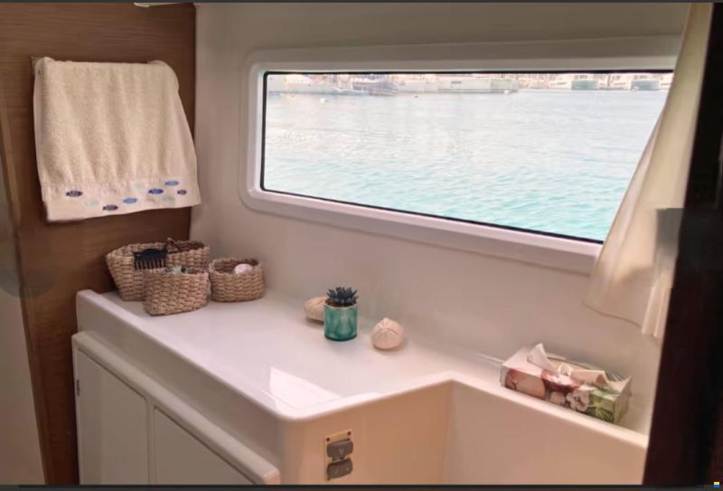 Lagoon 42