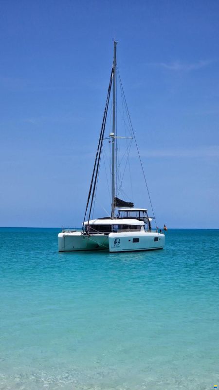 Lagoon 42
