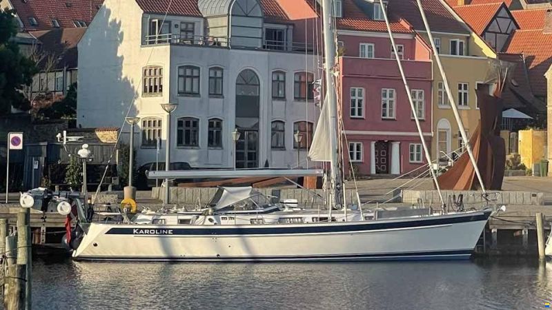 Hallberg Rassy 48 image