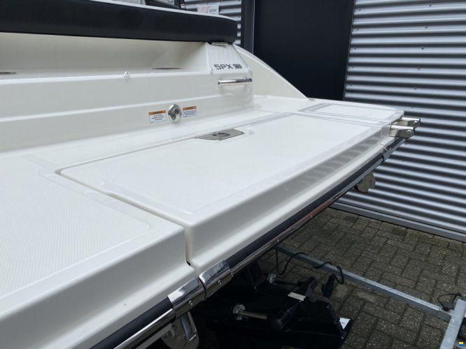 Sea Ray SPX 190