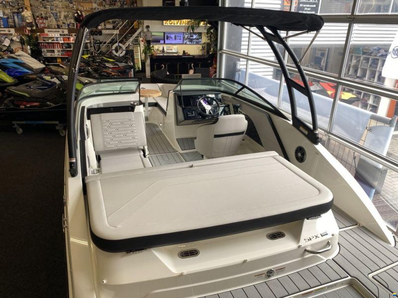 Sea Ray SPX 190