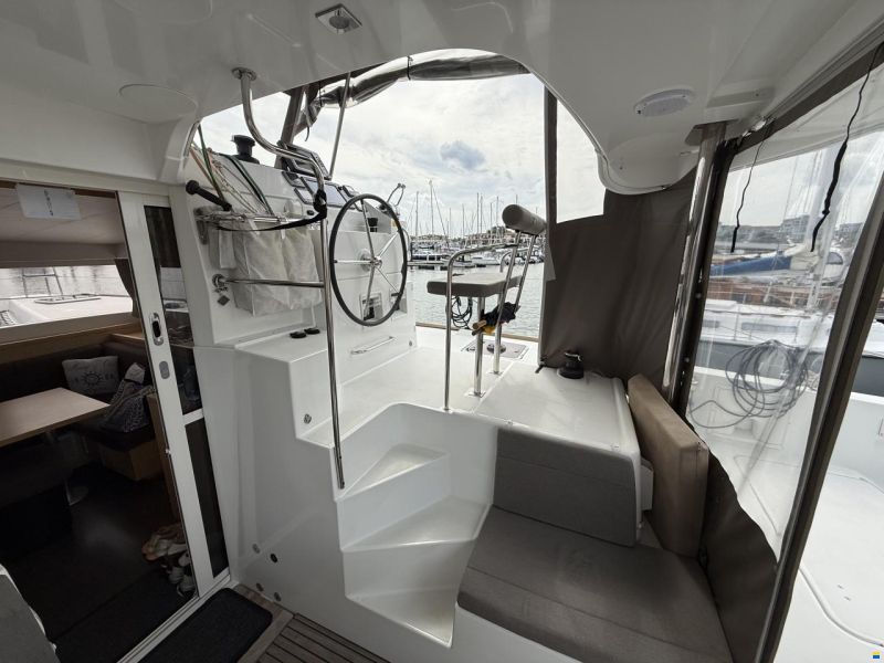 Lagoon 39